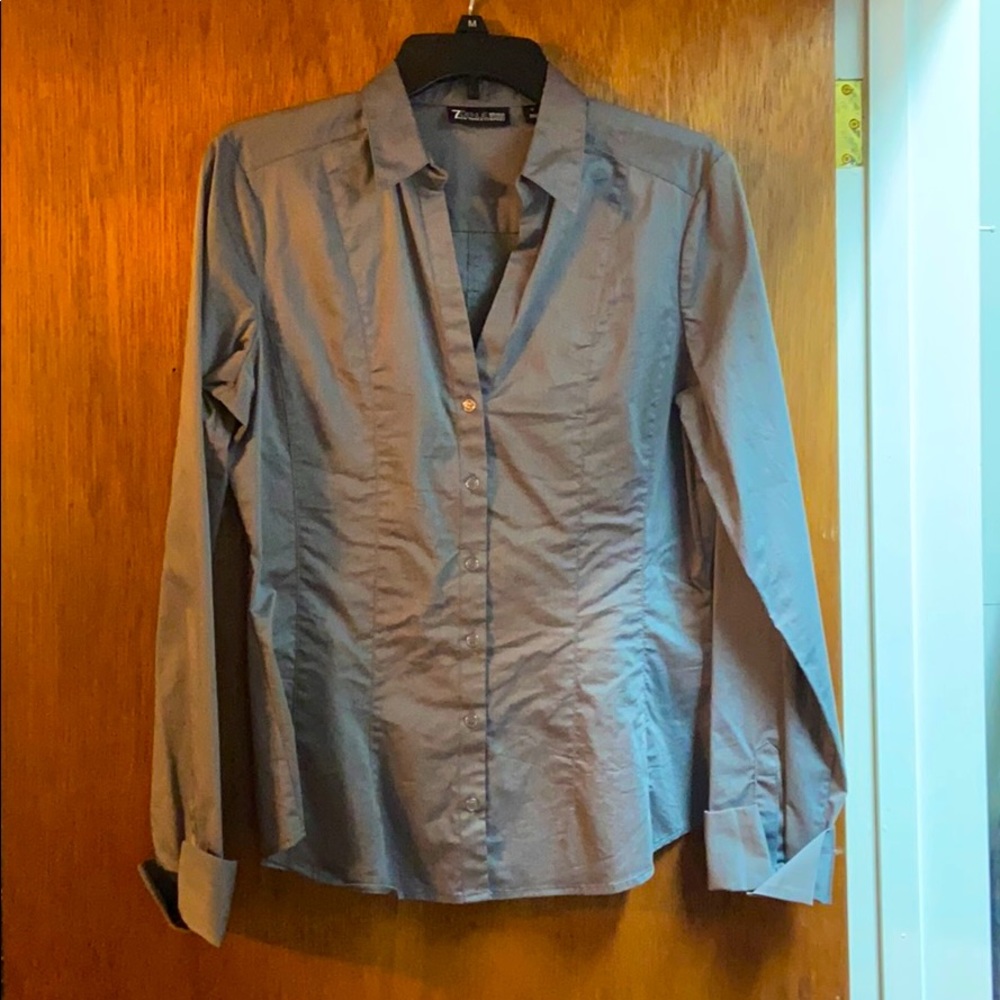 Collared dress shirt